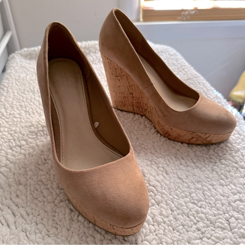 Forever 21 Neutral Beige Tan Cork Wedge Heel Shoes